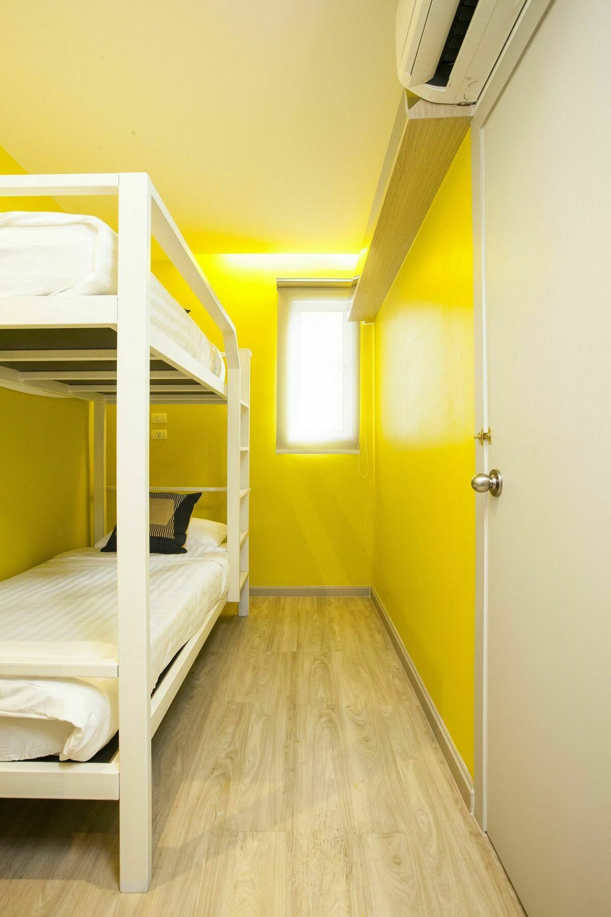 Gn Luxury Hostel Bangkok Exterior foto
