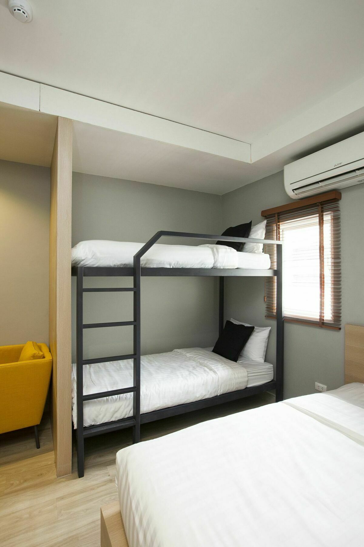 Gn Luxury Hostel Bangkok Exterior foto